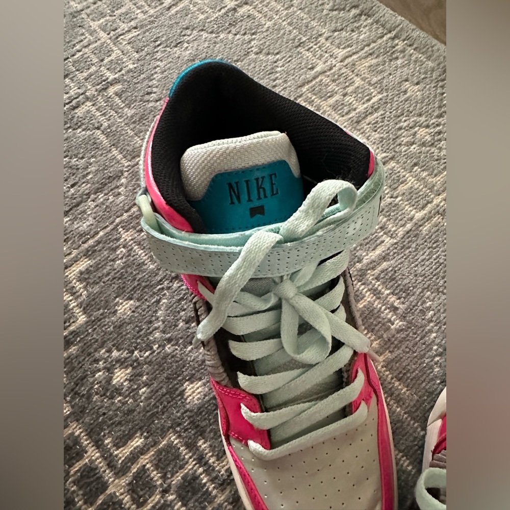 NIKE Air Jordan Mid 2 - Picture 4 of 5